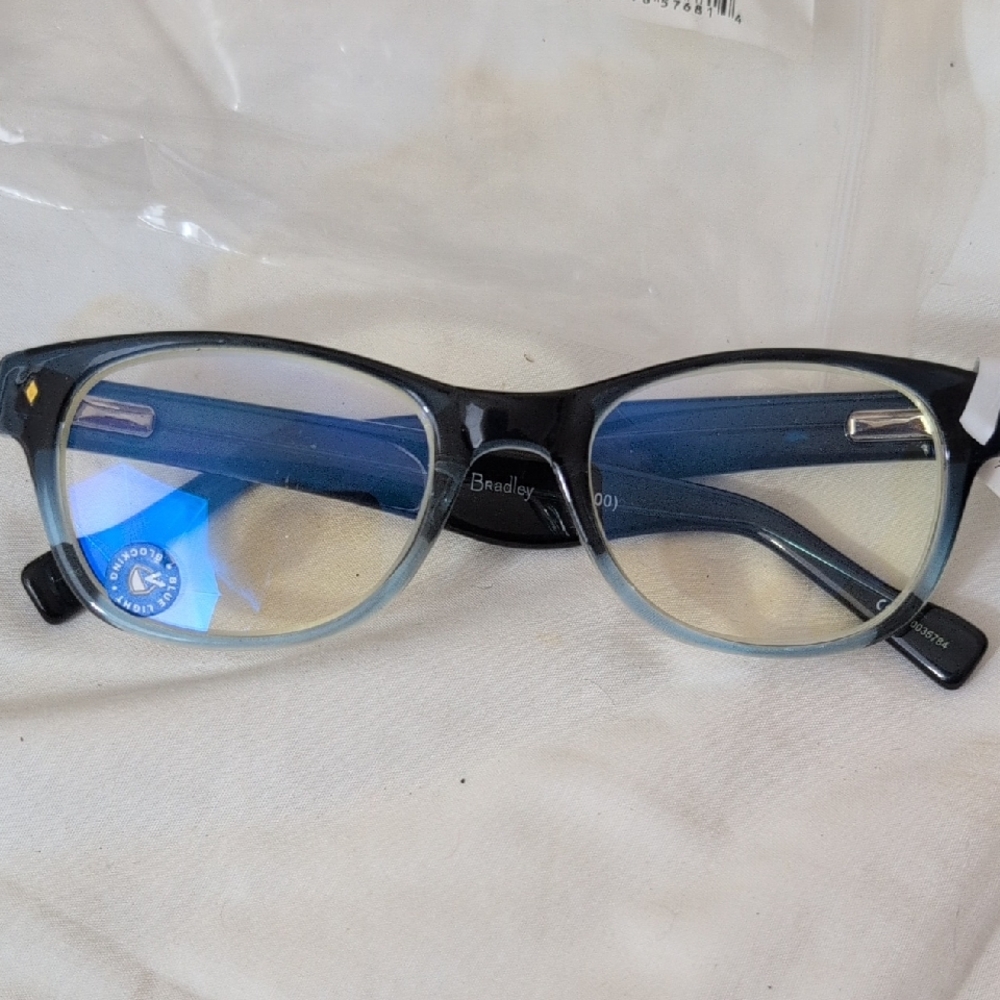 Vera Bradley Black and Gray Glasses